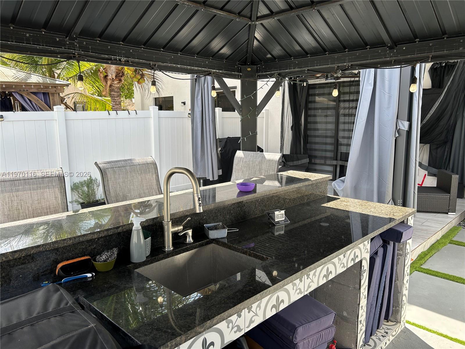 AQUABELLA SECTION ONE - Residential