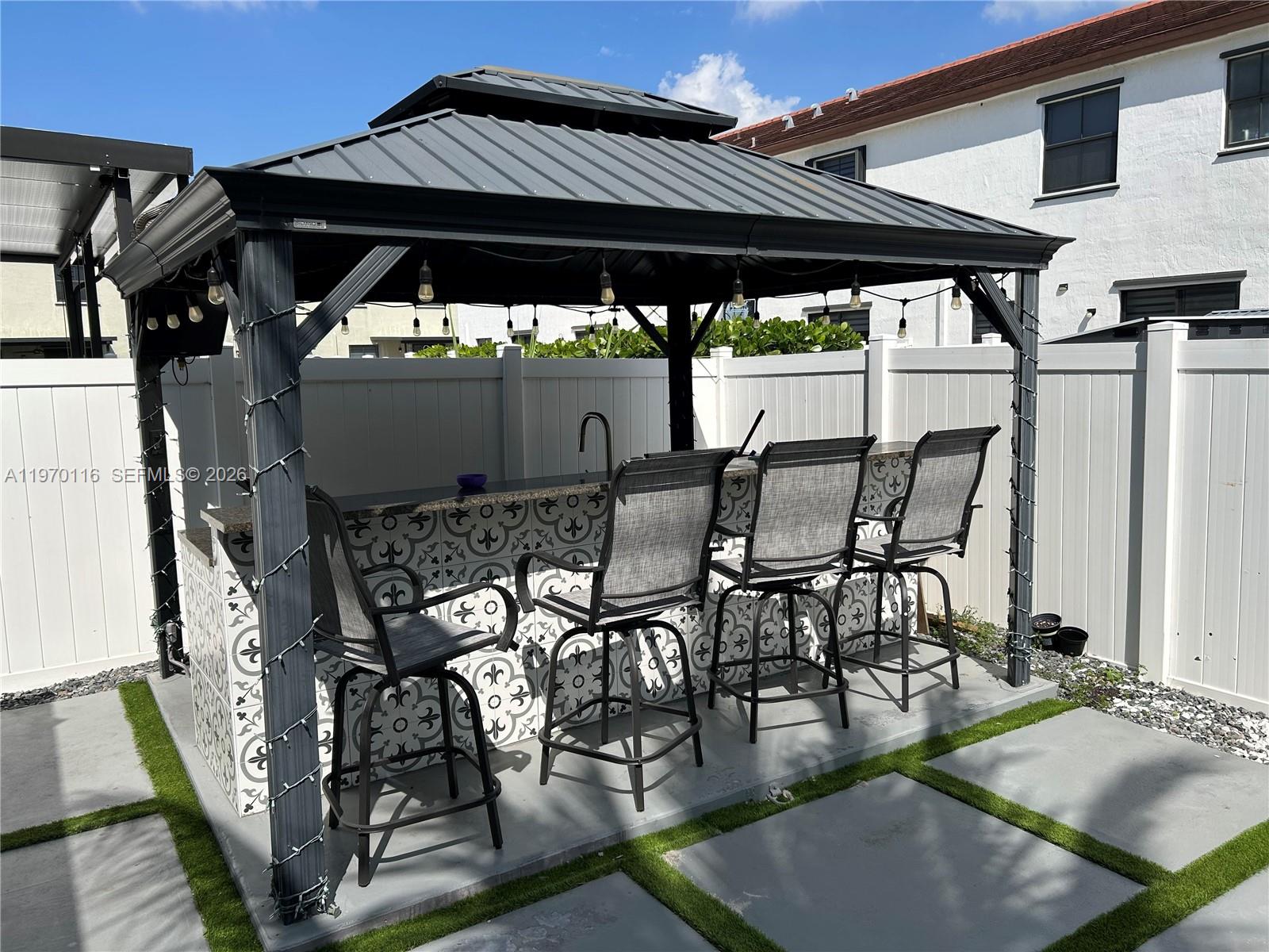 AQUABELLA SECTION ONE - Residential