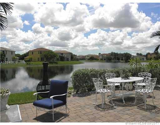 POD 10 AT MONARCH LAKES - Residential