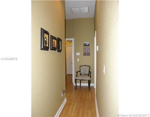 POD 10 AT MONARCH LAKES - Residential