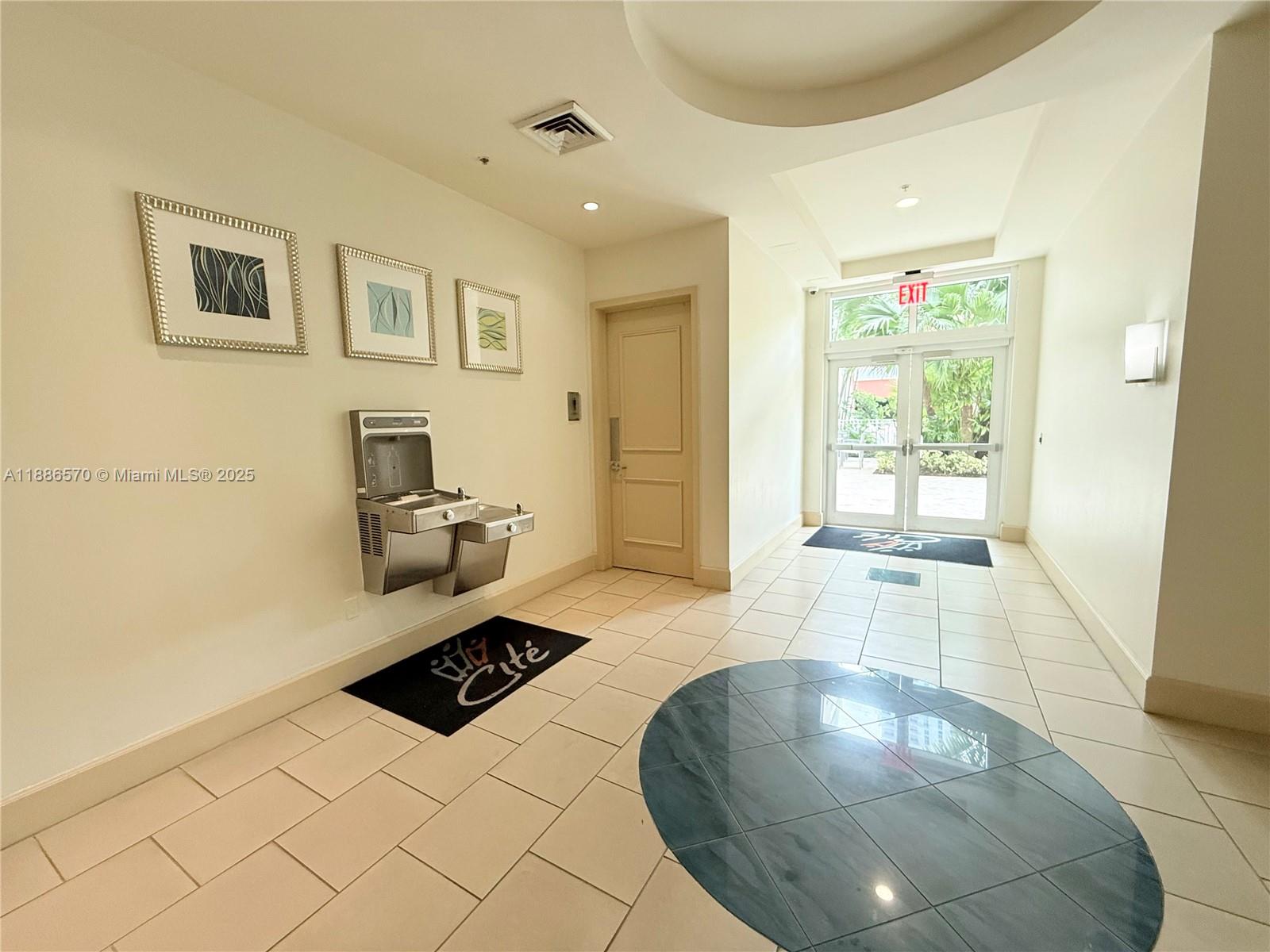 CITE CONDO - Residential