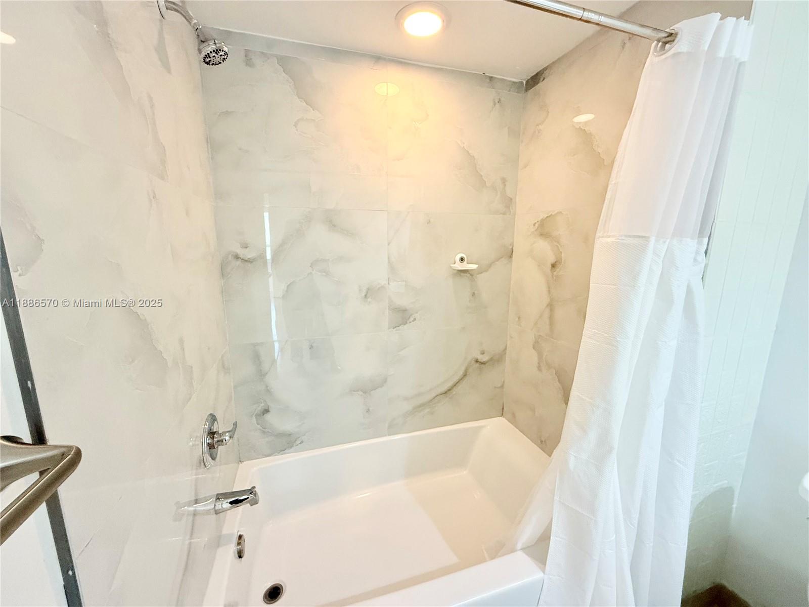 CITE CONDO - Residential