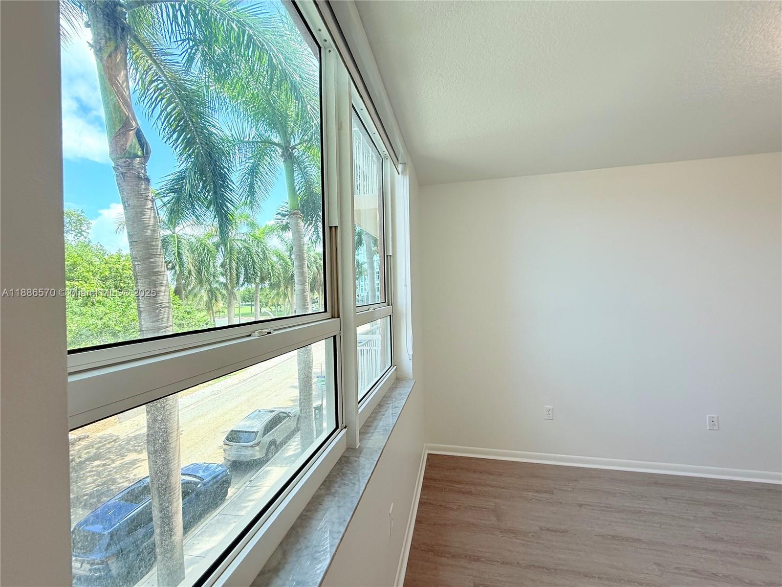 CITE CONDO - Residential