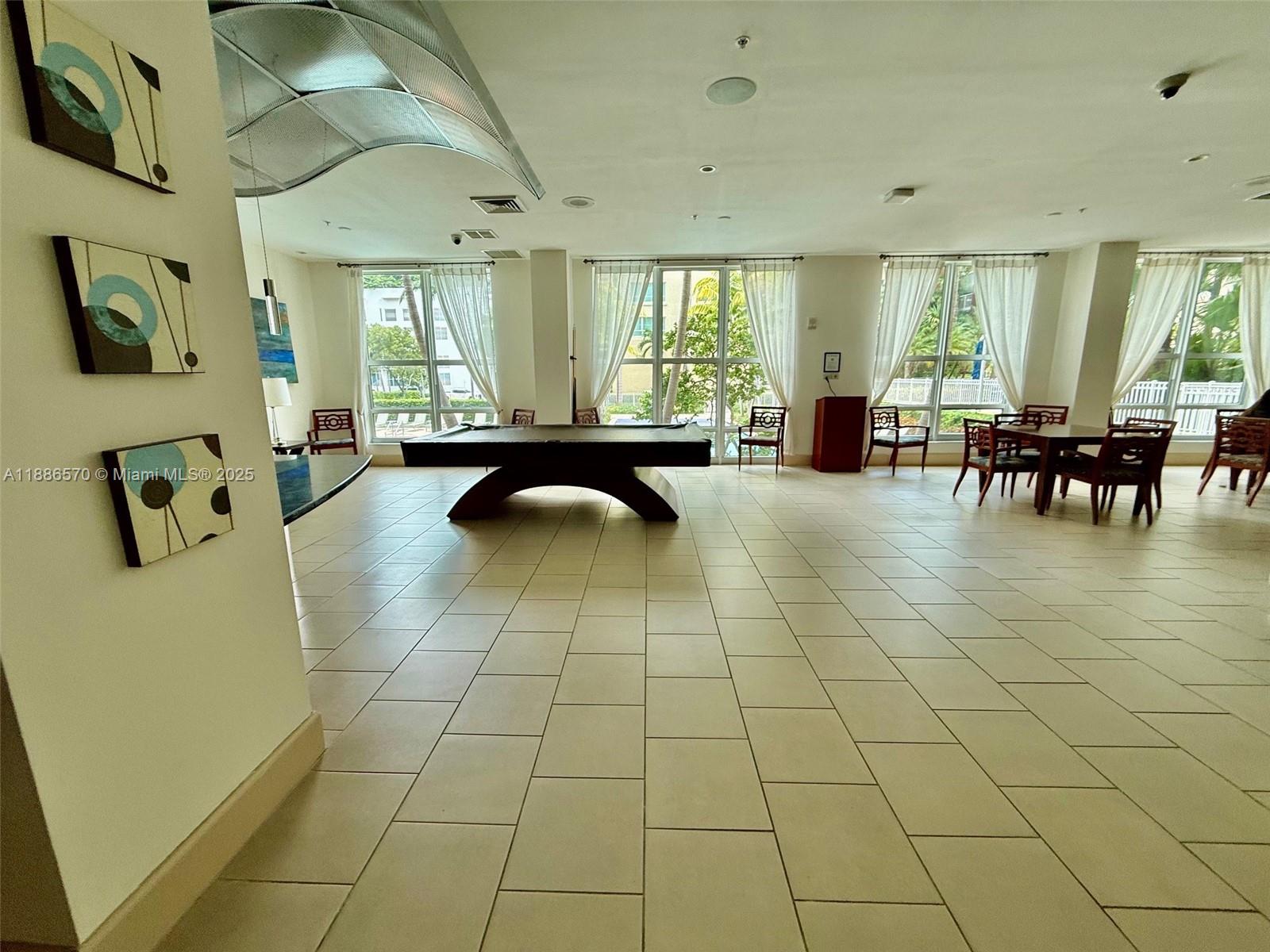 CITE CONDO - Residential