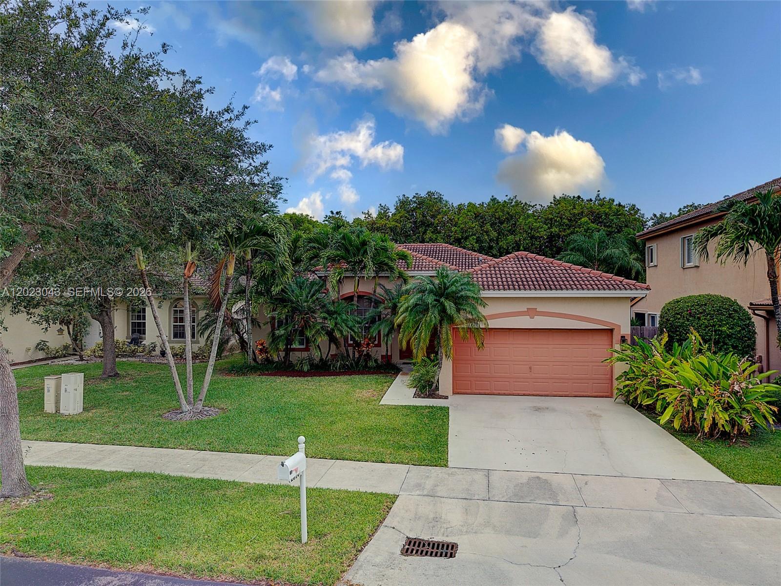 DUNWOODIE AT KEYS GATE - Residential