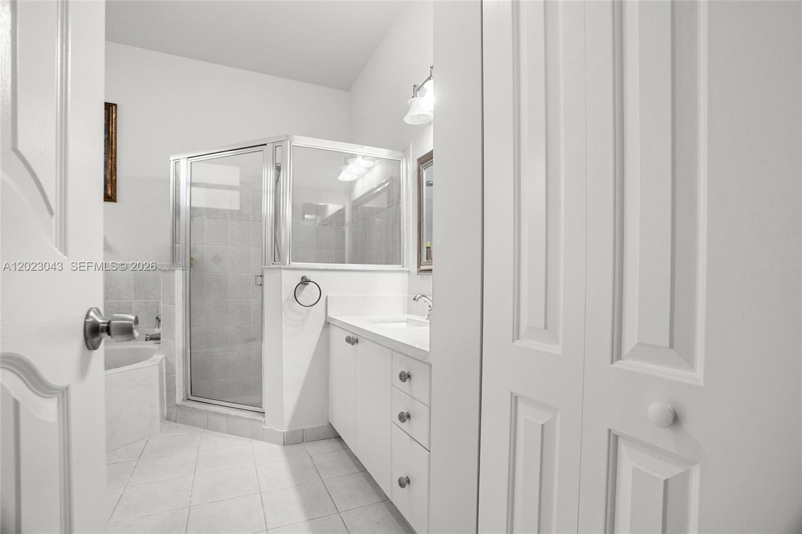 DUNWOODIE AT KEYS GATE - Residential