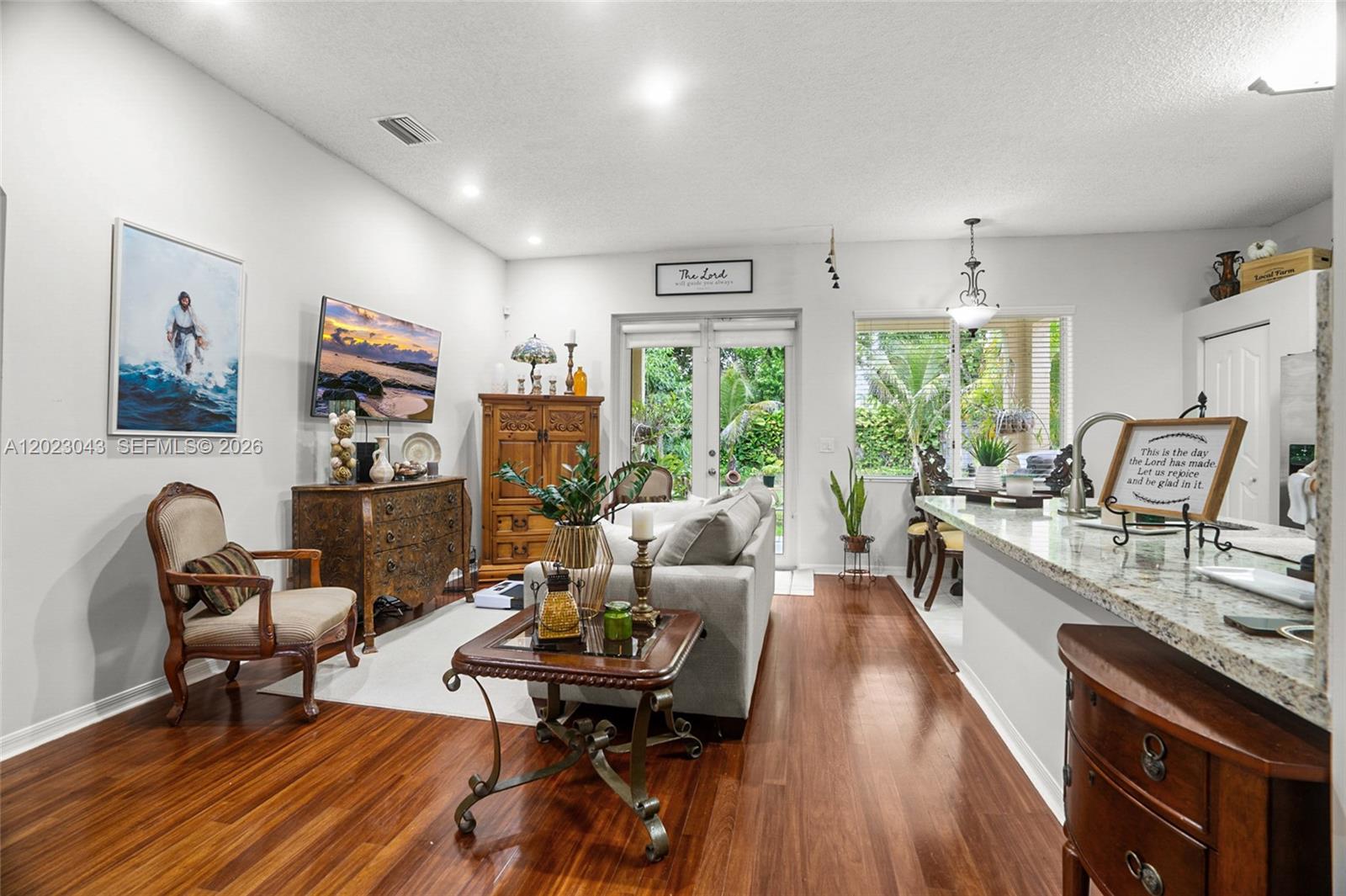 DUNWOODIE AT KEYS GATE - Residential