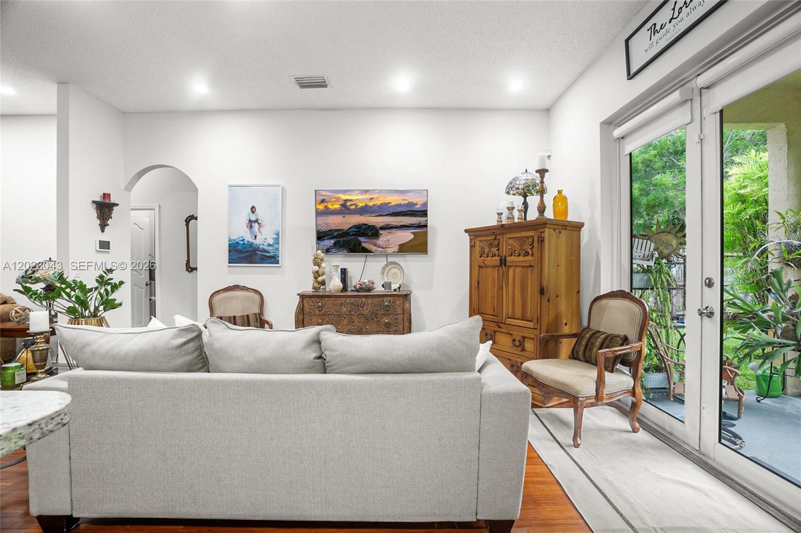 DUNWOODIE AT KEYS GATE - Residential