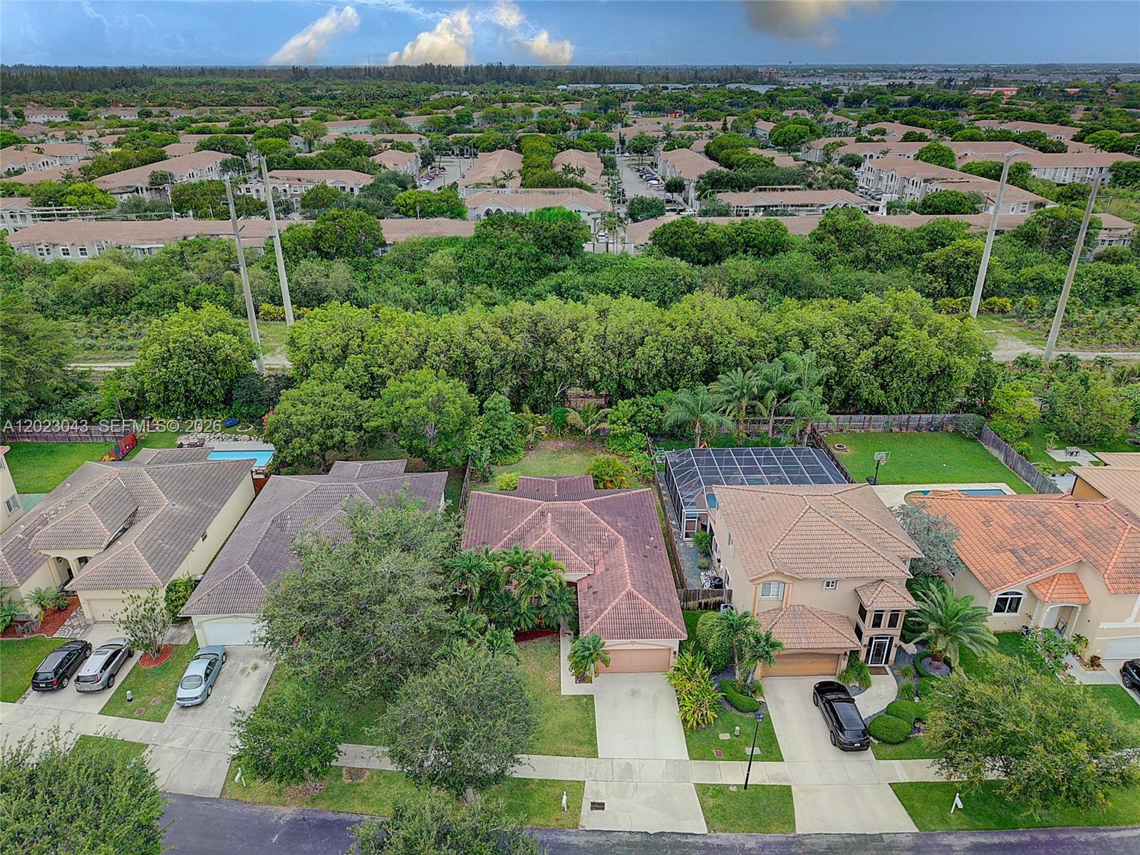 DUNWOODIE AT KEYS GATE - Residential