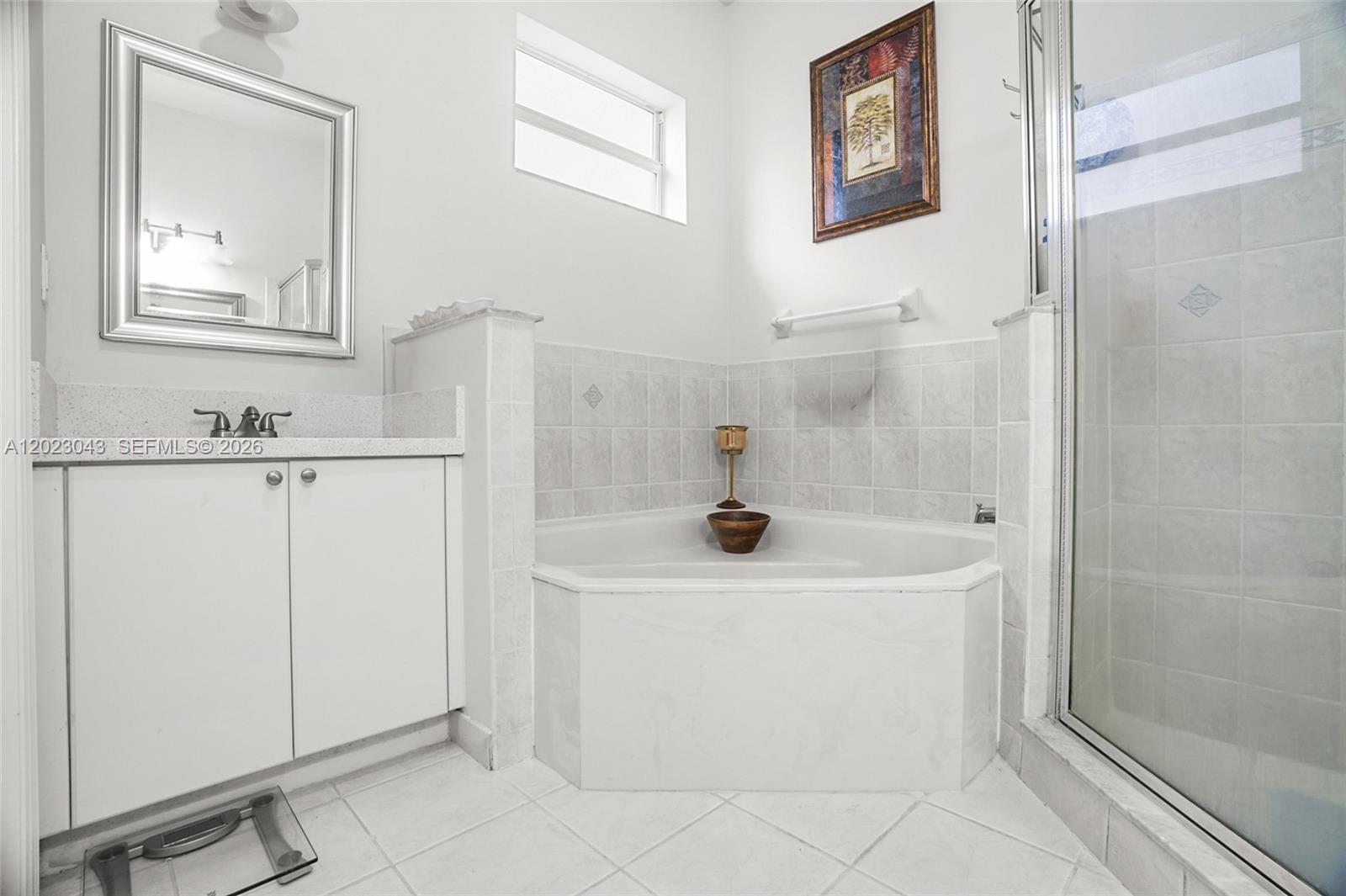 DUNWOODIE AT KEYS GATE - Residential