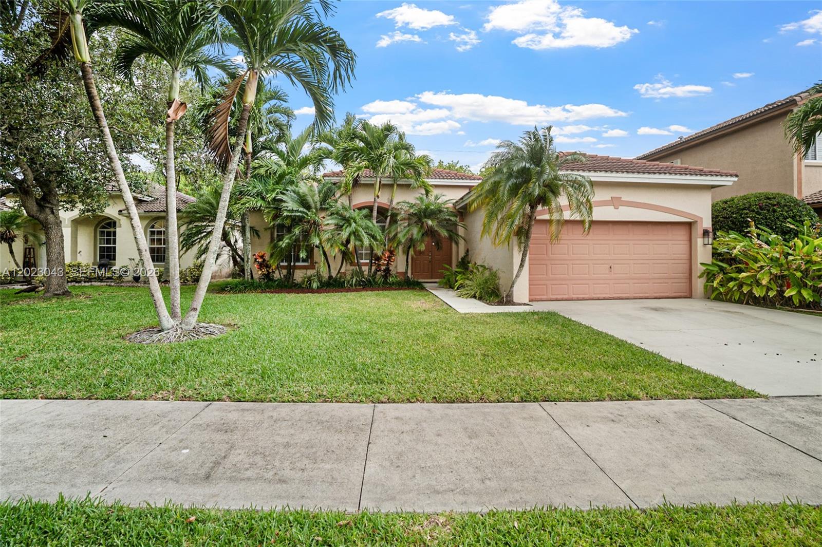 DUNWOODIE AT KEYS GATE - Residential