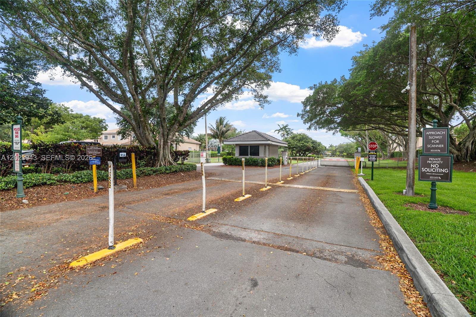 DUNWOODIE AT KEYS GATE - Residential