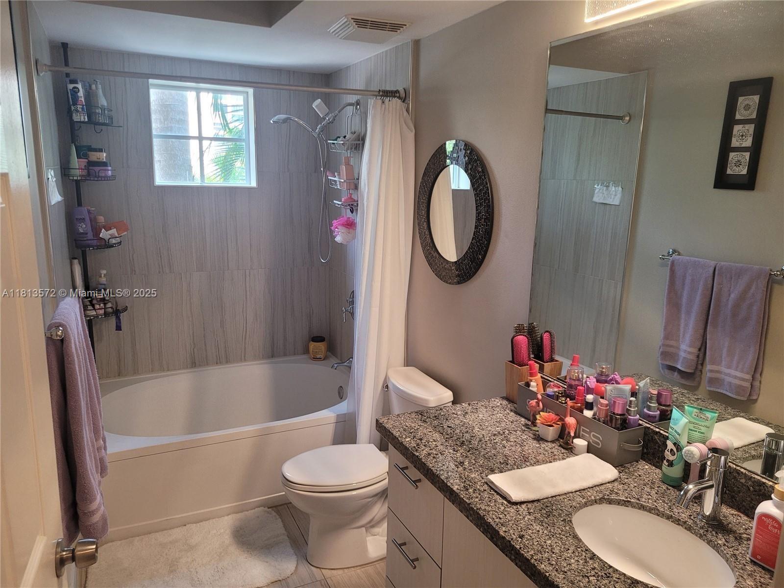 PORTO BELLAGIO CONDO - Residential