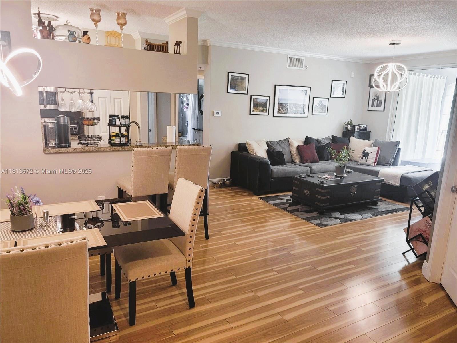 17125 N Bay Rd 3204