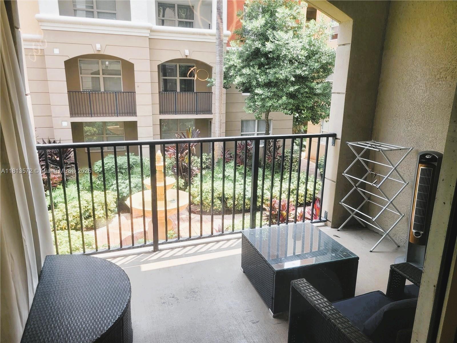 PORTO BELLAGIO CONDO - Residential