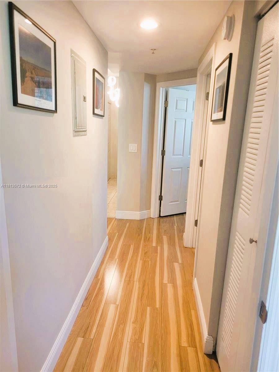 PORTO BELLAGIO CONDO - Residential