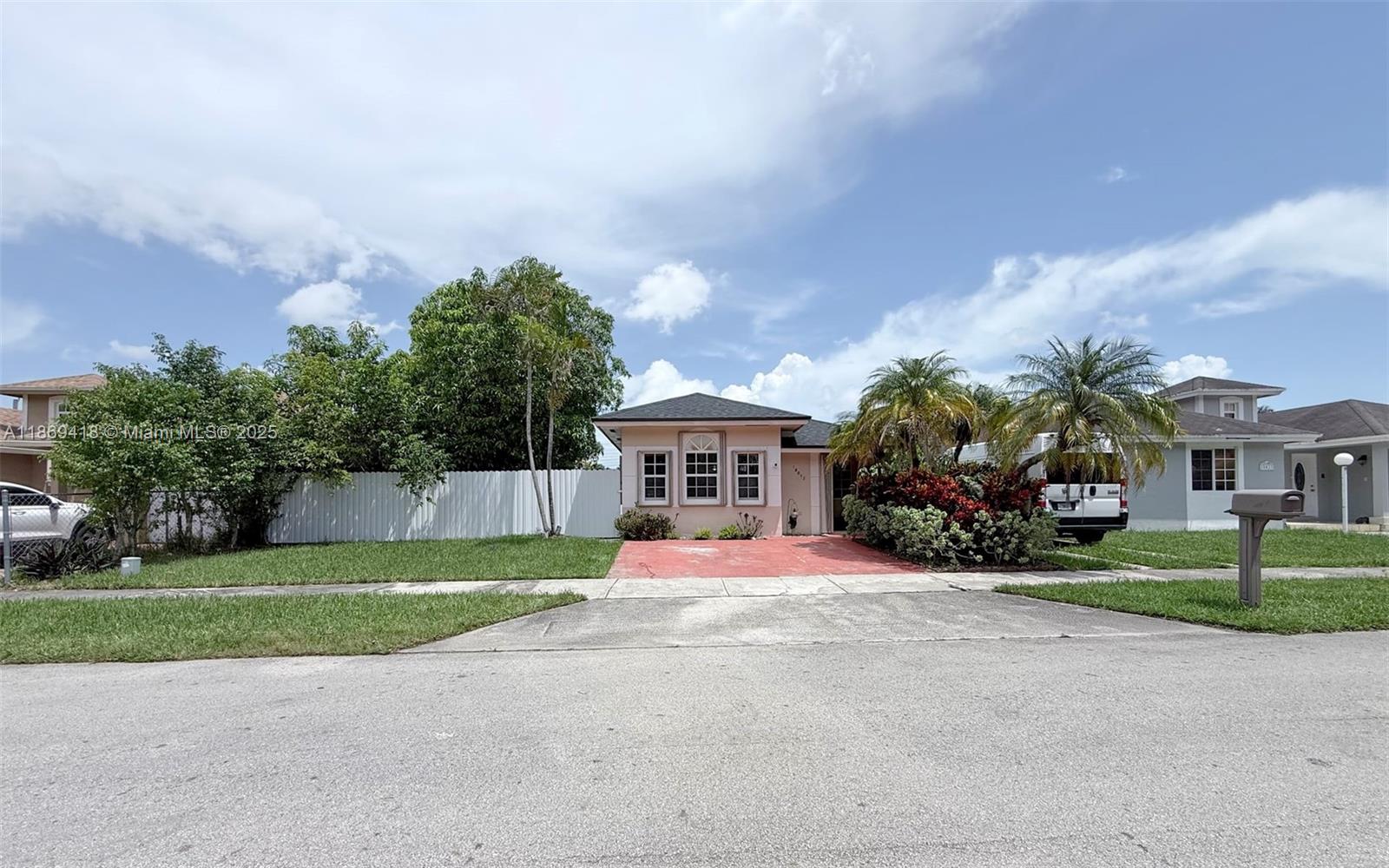 18013 SW 139th Pl