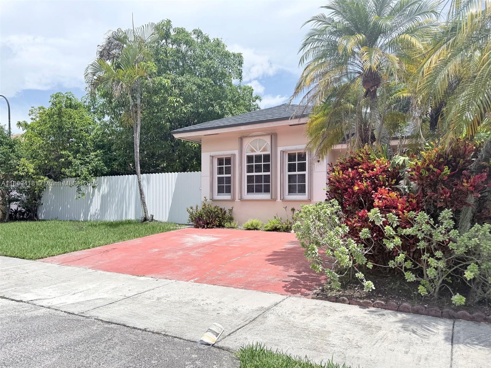 18013 SW 139th Pl