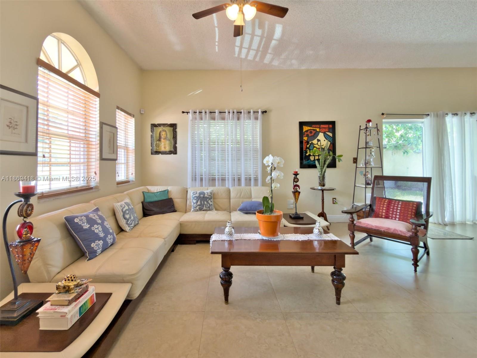 MIMI SUB - Residential