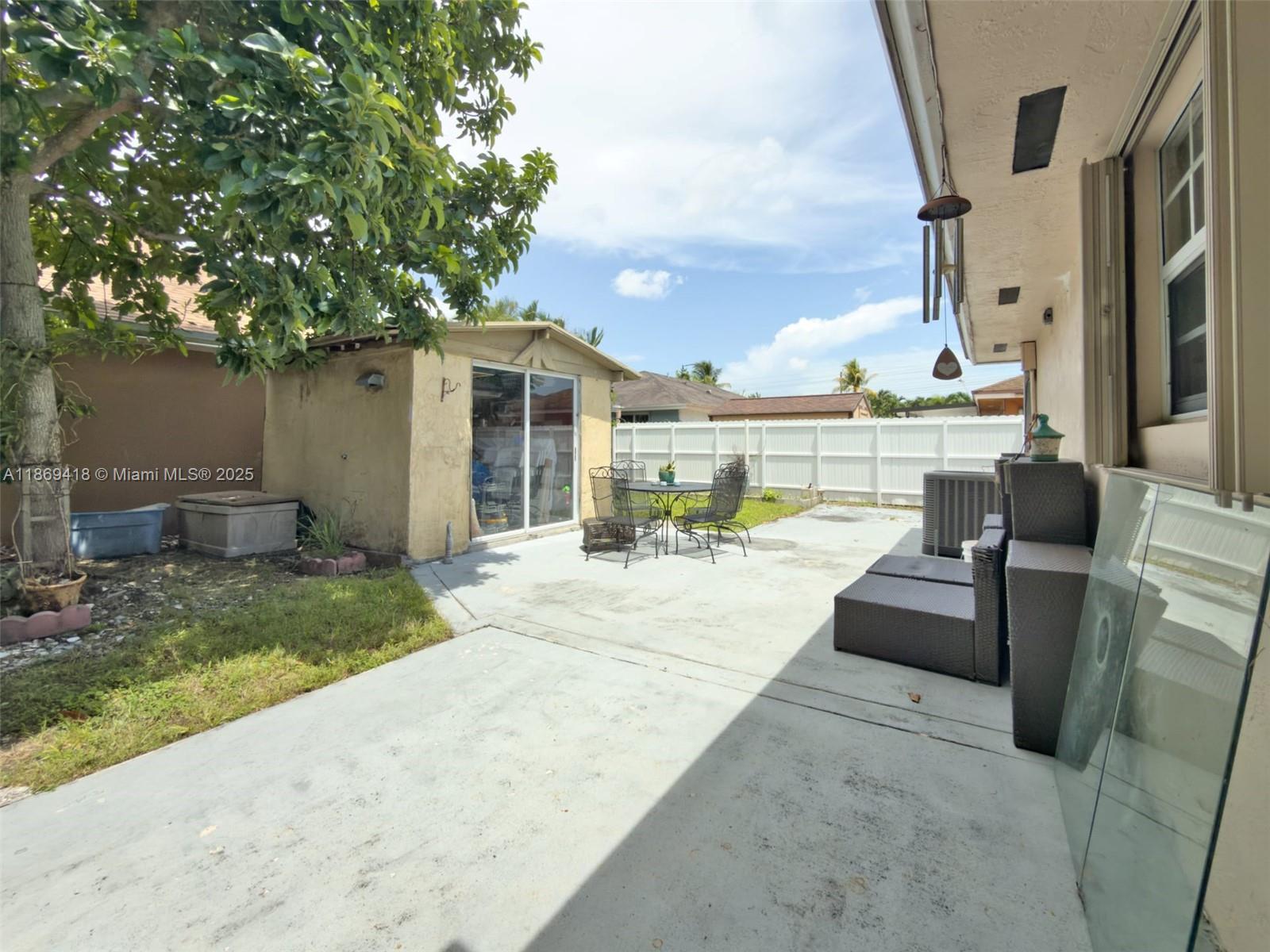 MIMI SUB - Residential