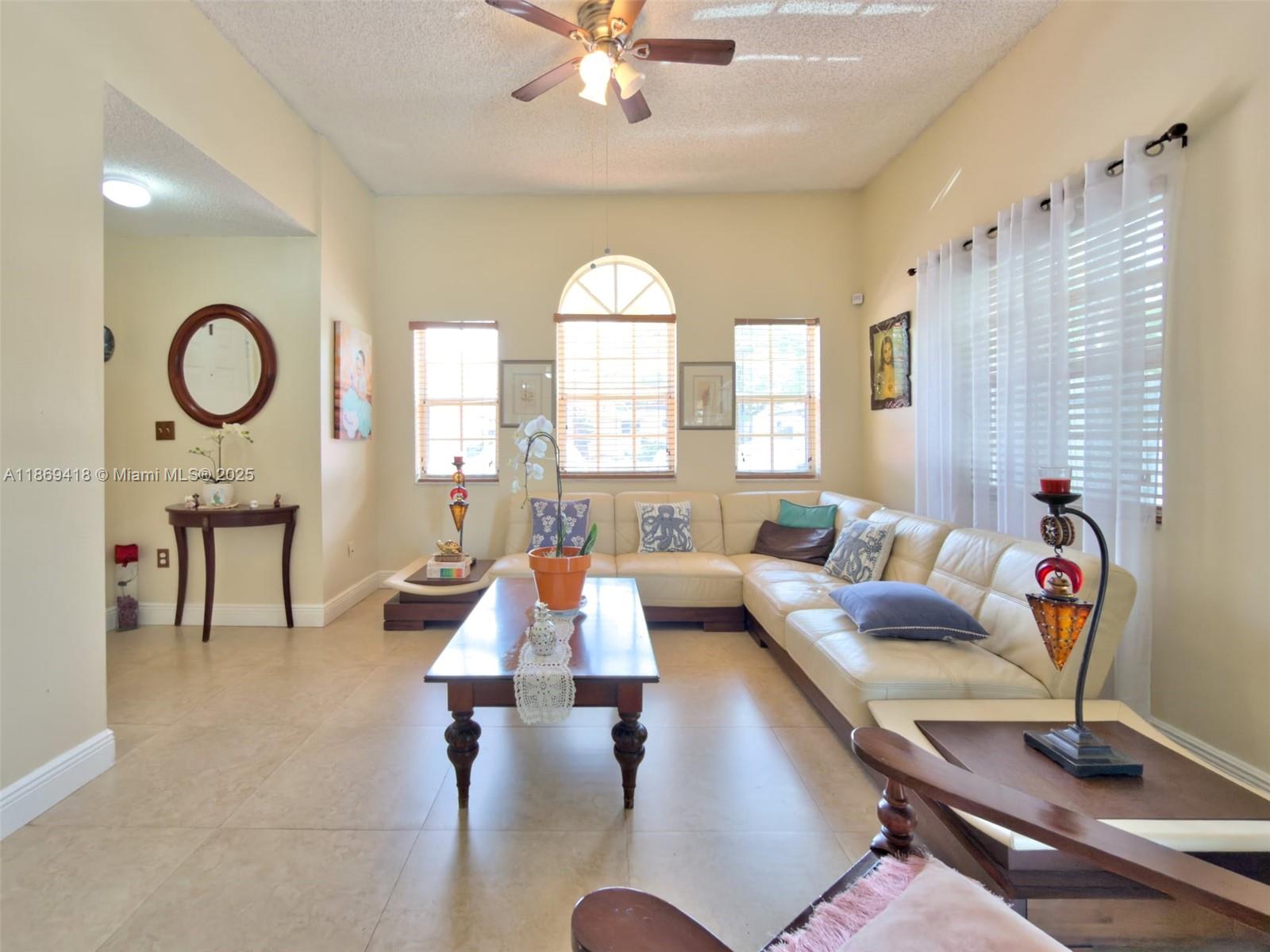 MIMI SUB - Residential