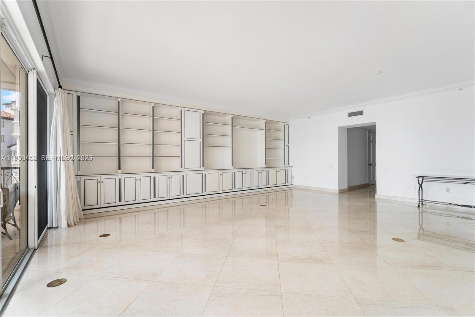 7600 OCEANSIDE AT FISHER - Residential