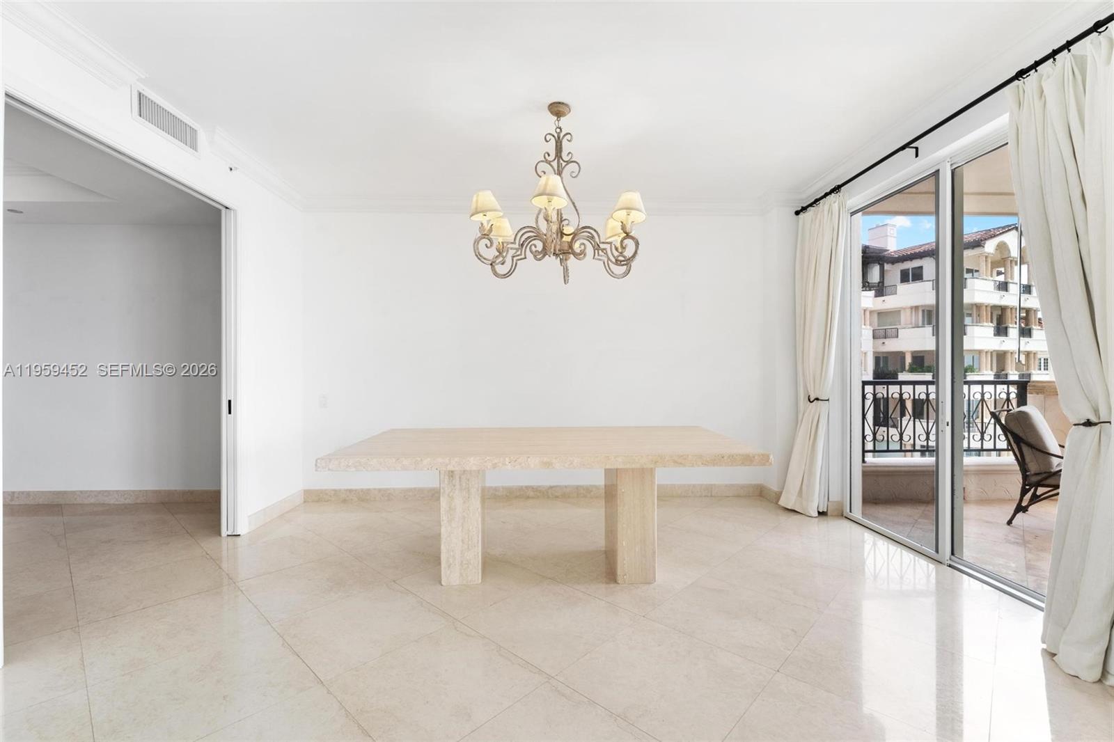 7600 OCEANSIDE AT FISHER - Residential