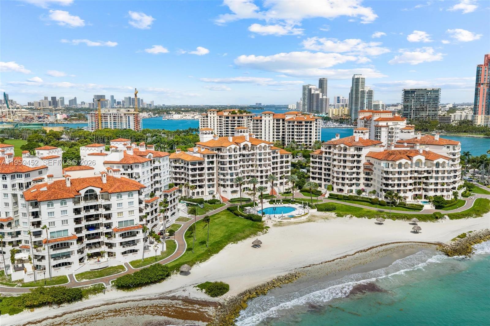 7600 OCEANSIDE AT FISHER - Residential