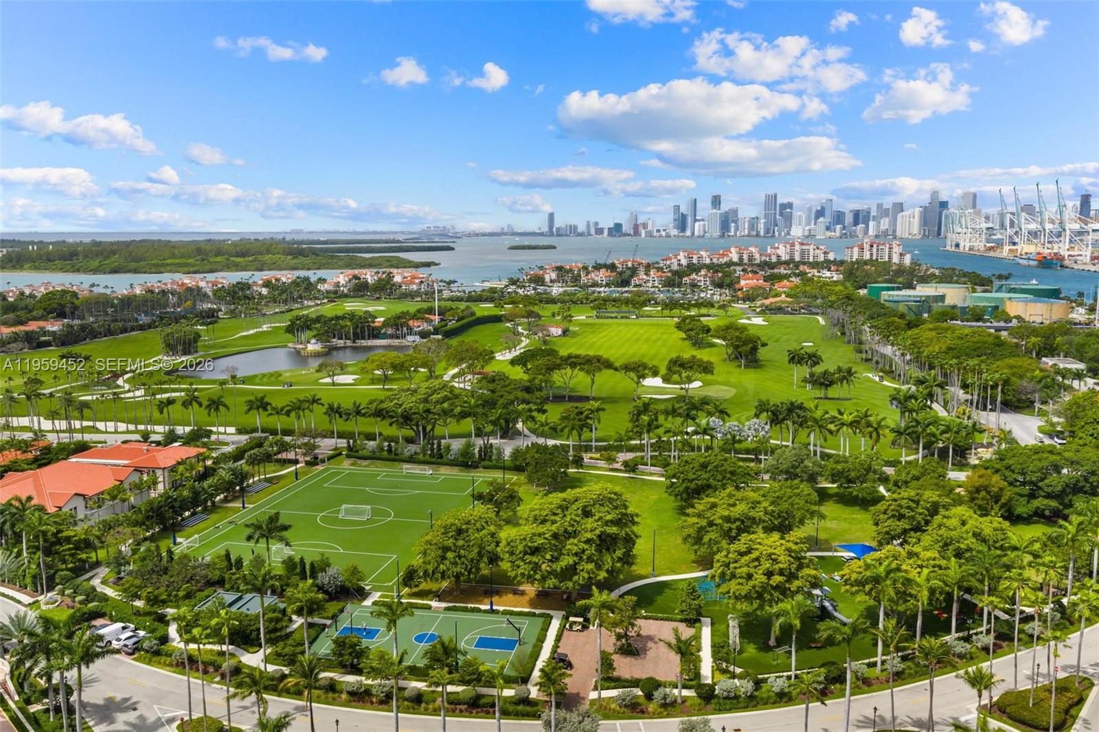 7600 OCEANSIDE AT FISHER - Residential