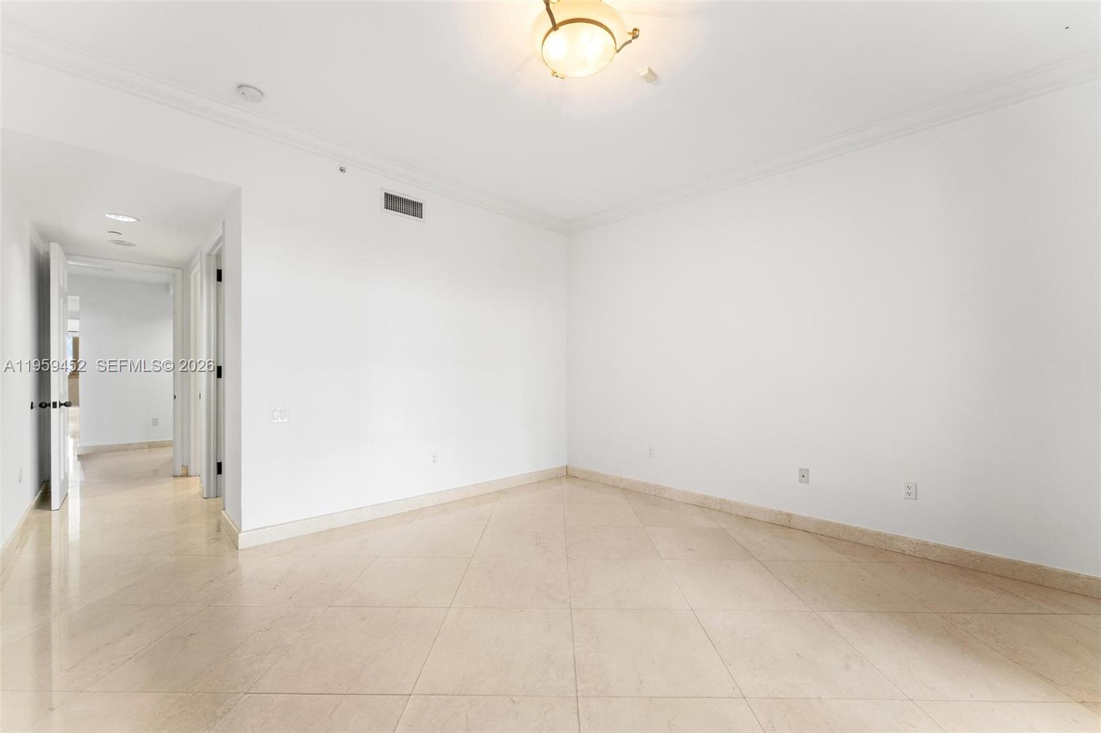 7600 OCEANSIDE AT FISHER - Residential