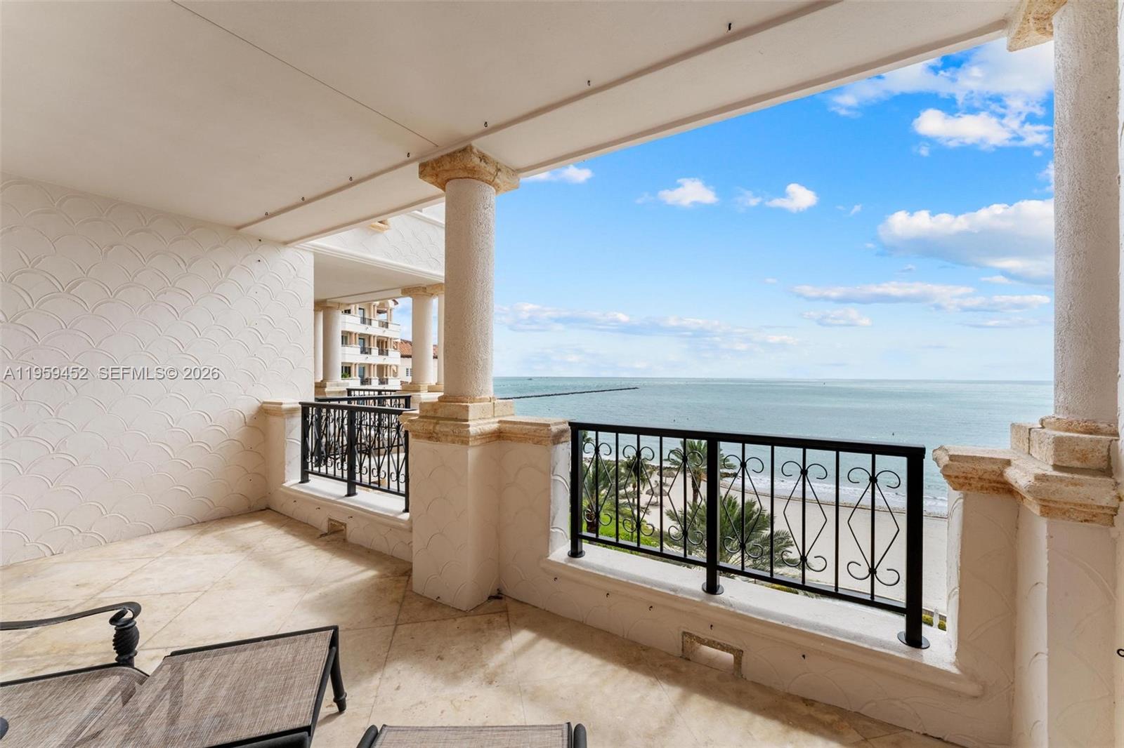 7600 OCEANSIDE AT FISHER - Residential