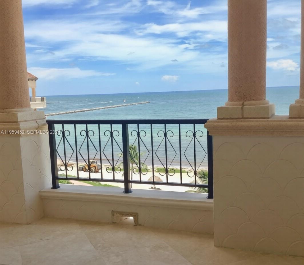 7600 OCEANSIDE AT FISHER - Residential