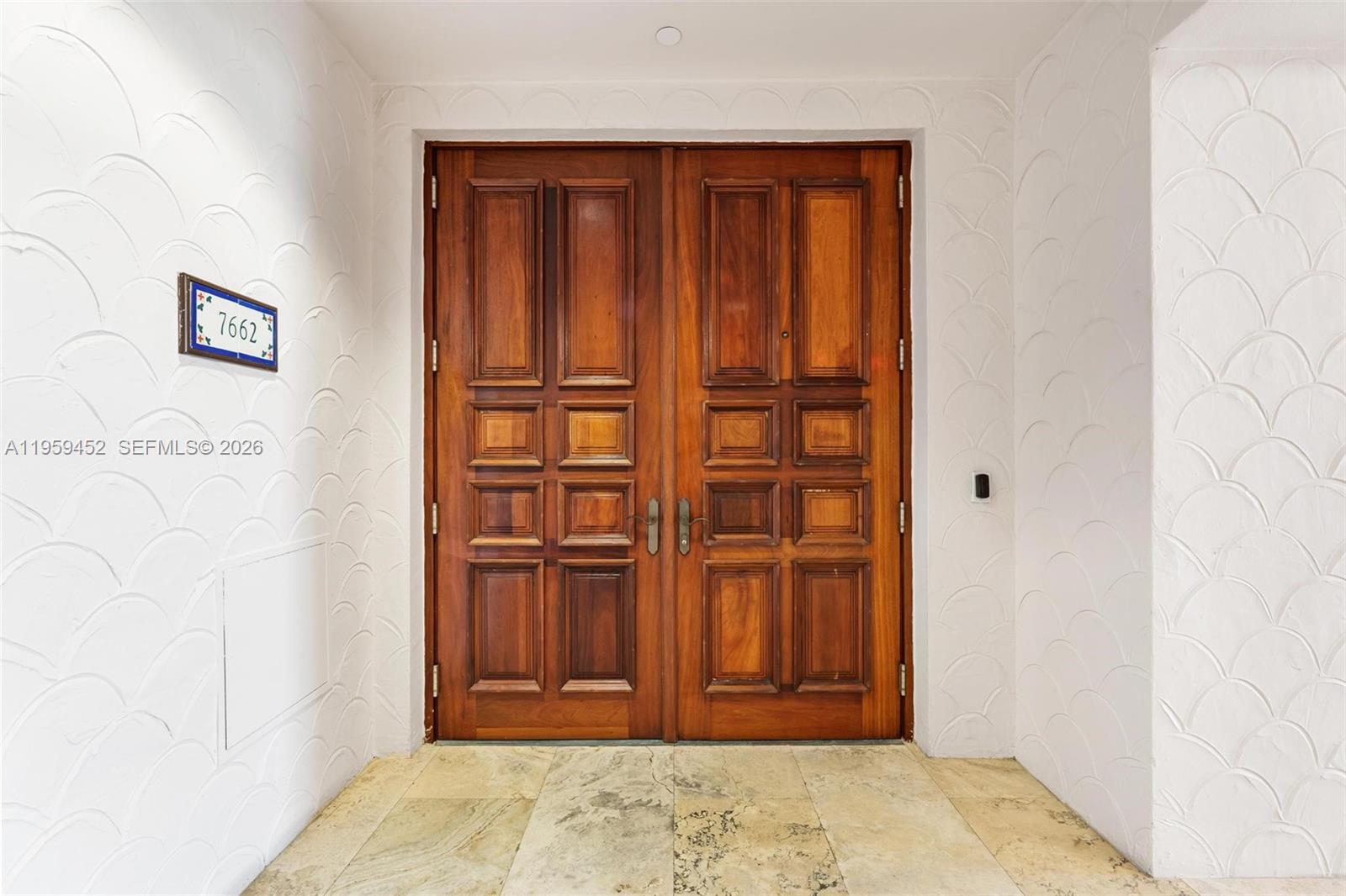 7600 OCEANSIDE AT FISHER - Residential