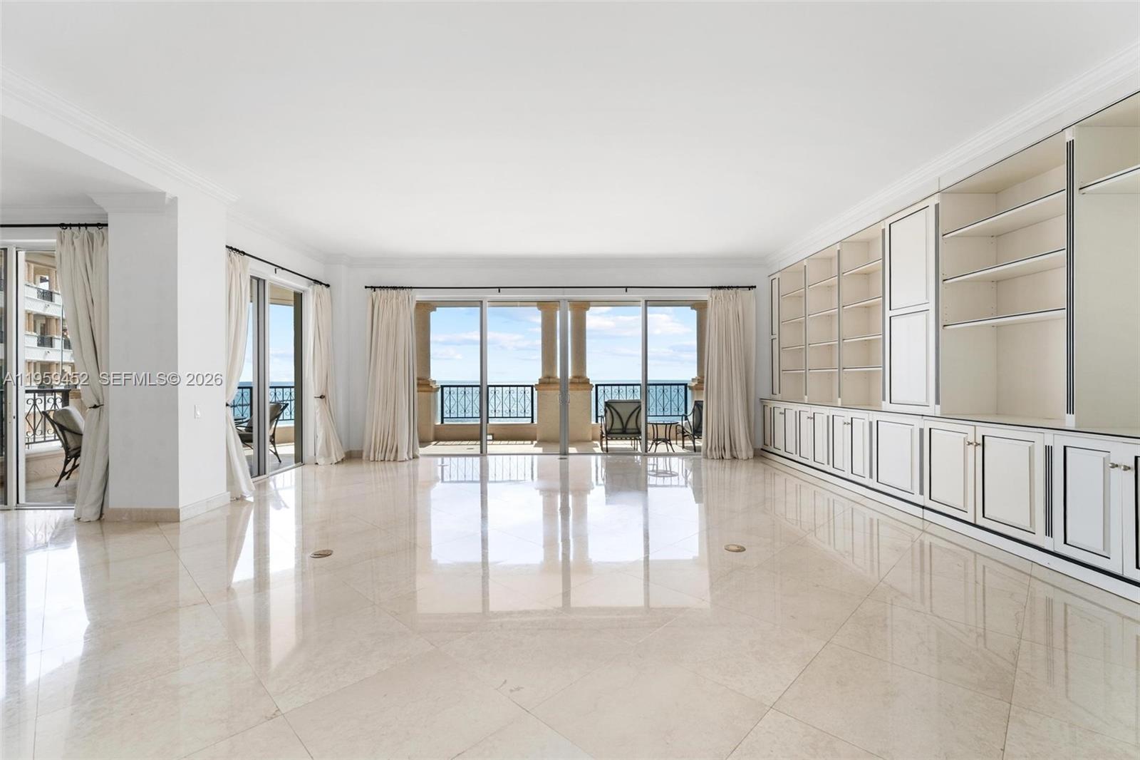 7600 OCEANSIDE AT FISHER - Residential