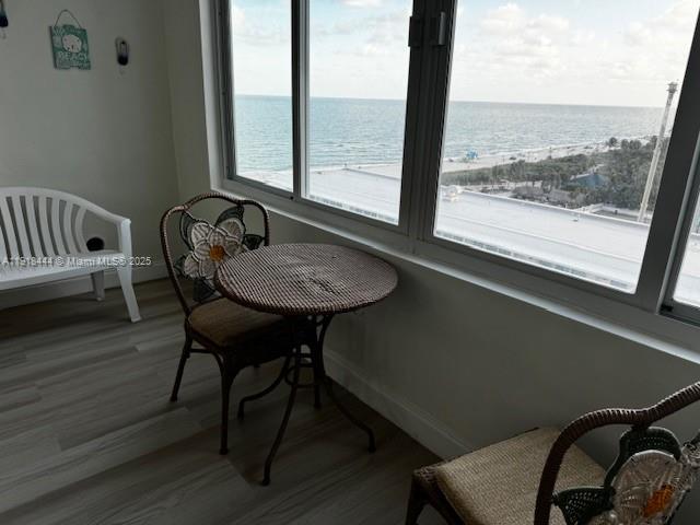 THE CARRIAGE HOUSE CONDO - Residential Lease