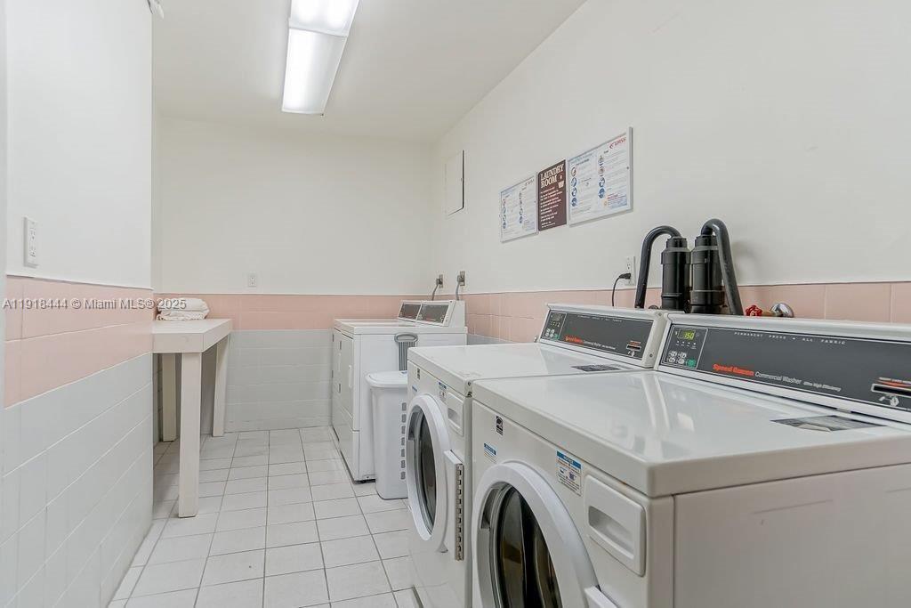 THE CARRIAGE HOUSE CONDO - Residential Lease