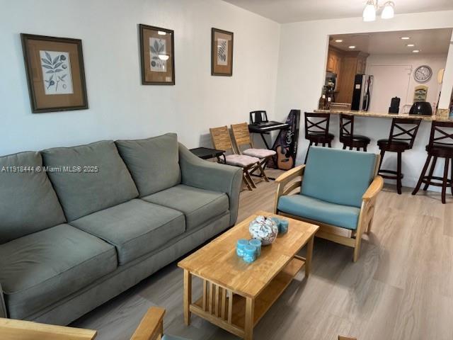THE CARRIAGE HOUSE CONDO - Residential Lease
