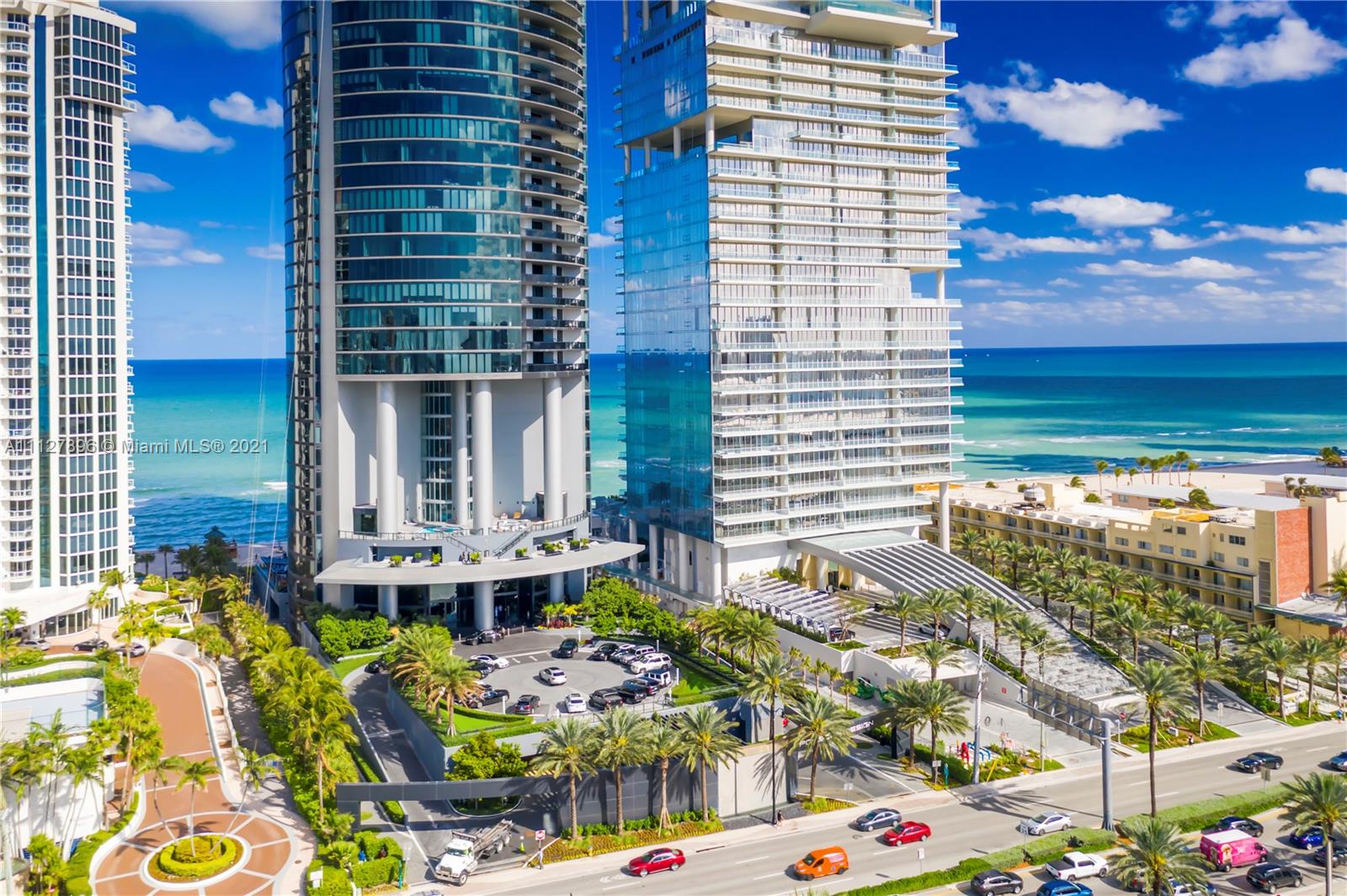 18555 COLLINS AVENUE COND - Residential