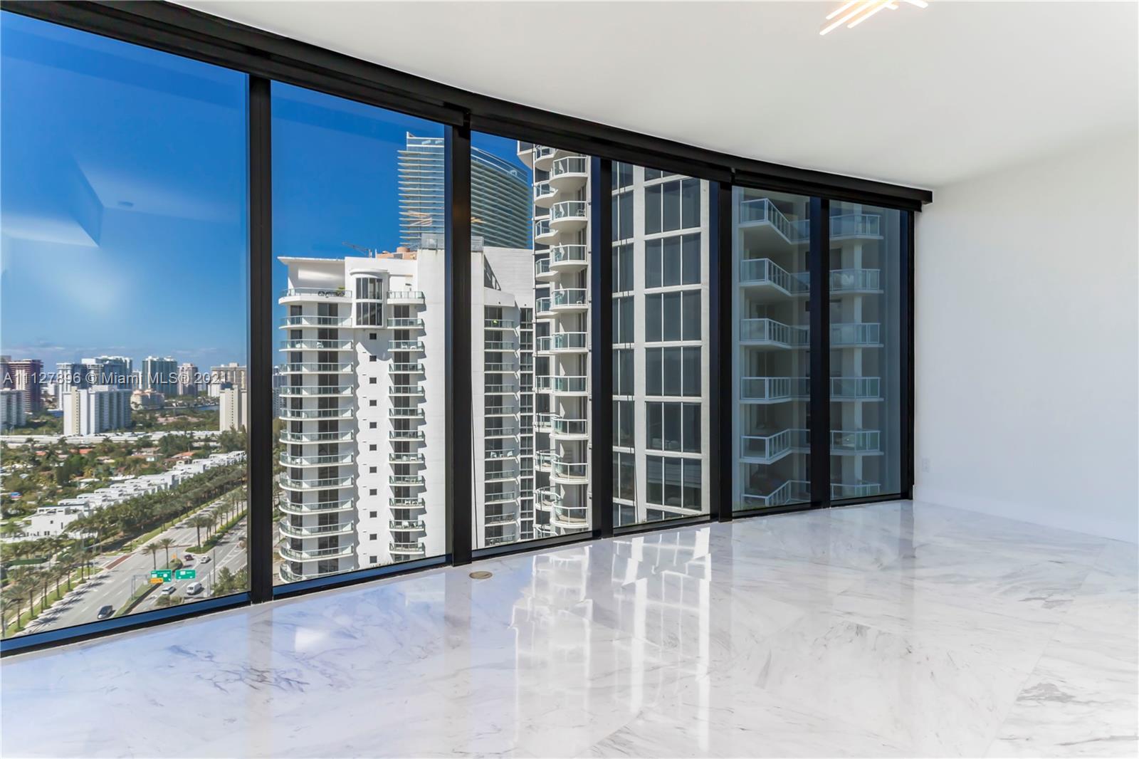 18555 COLLINS AVENUE COND - Residential