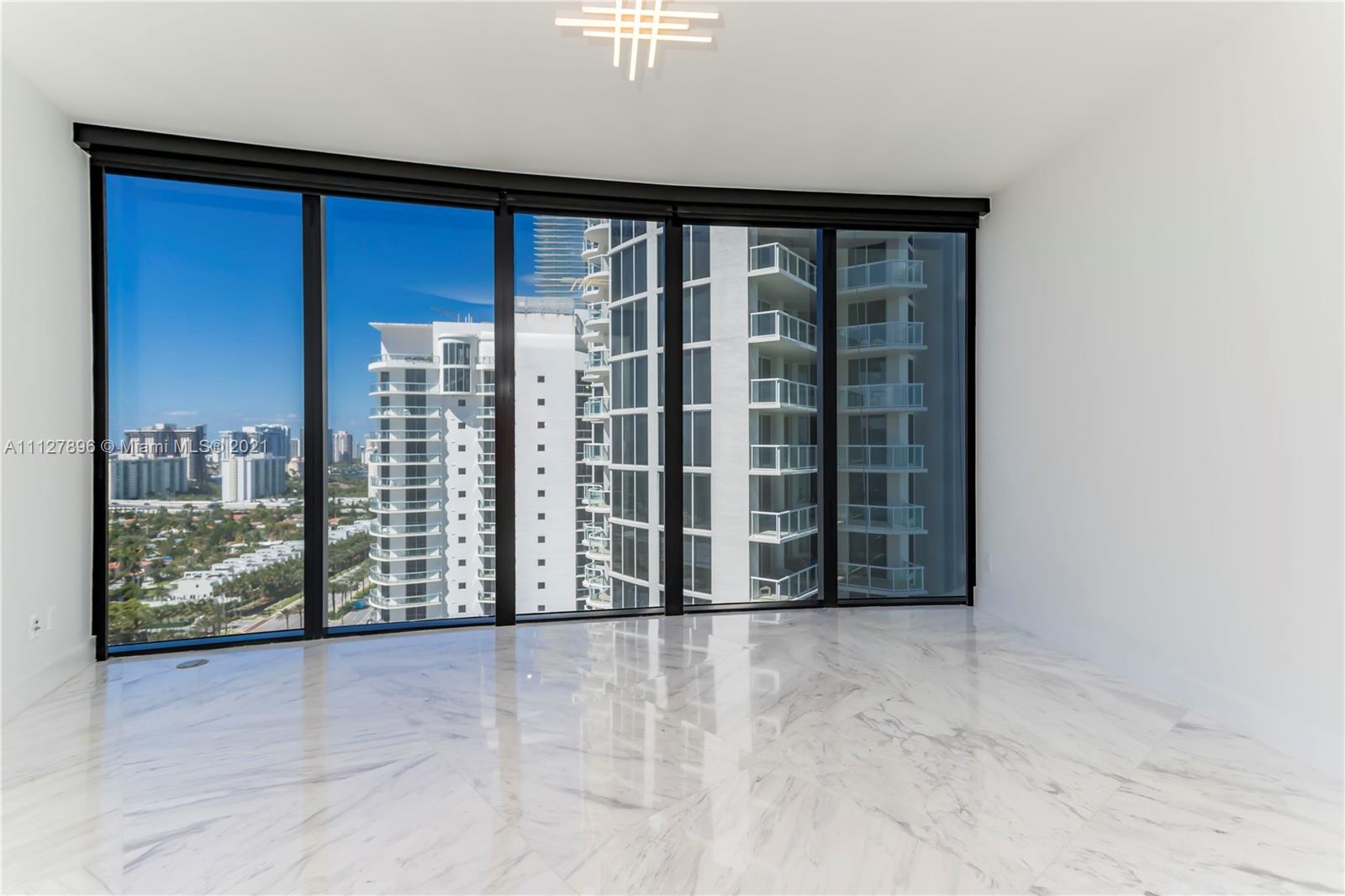 18555 COLLINS AVENUE COND - Residential