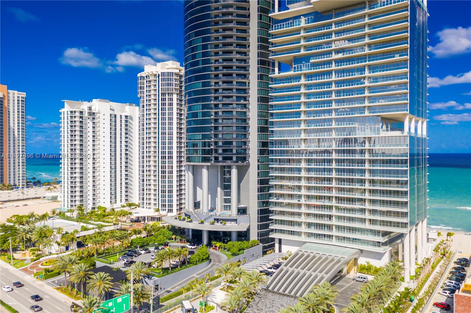 18555 COLLINS AVENUE COND - Residential