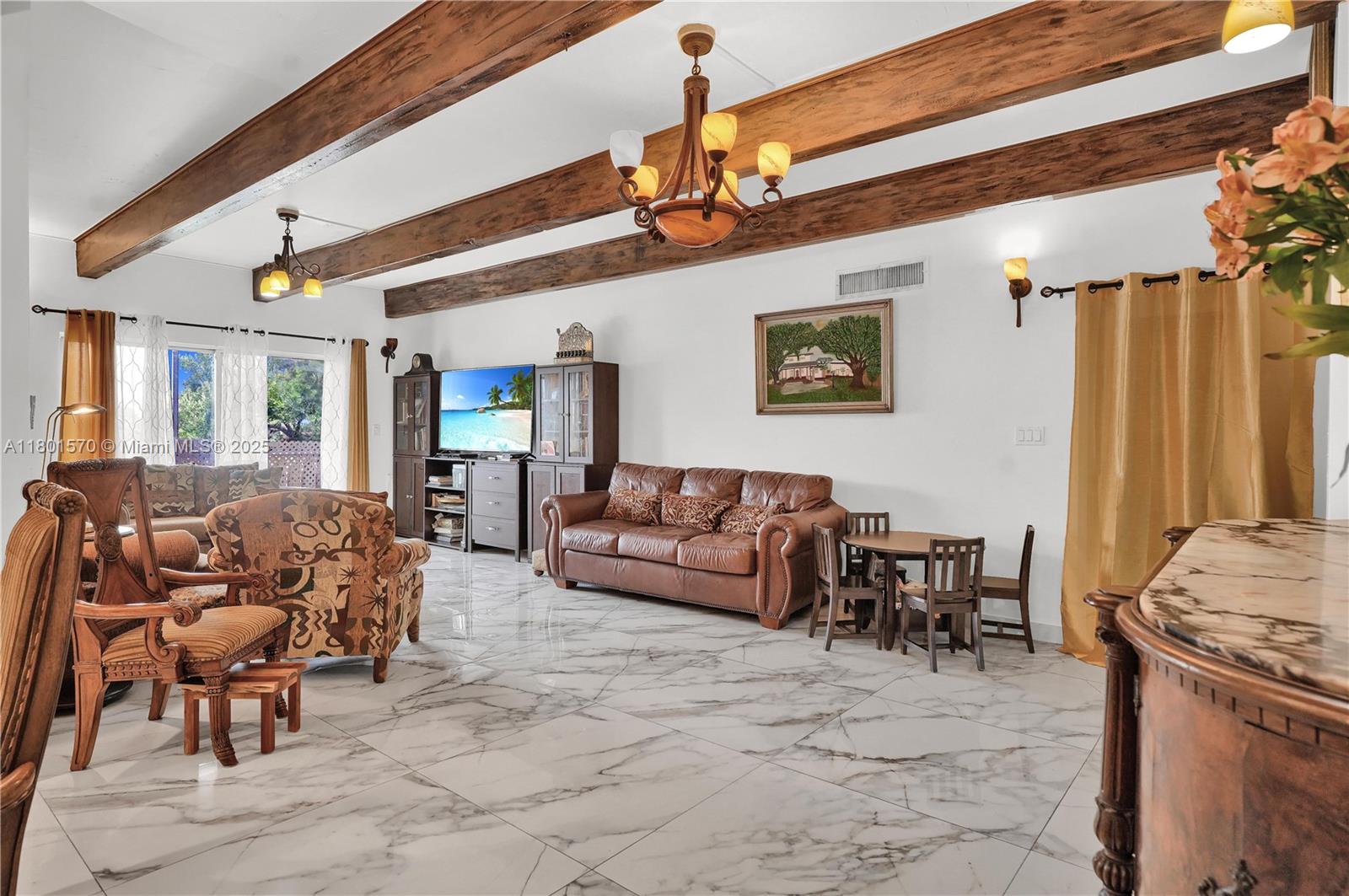 NEW LAND GARDENS CONDO - Residential