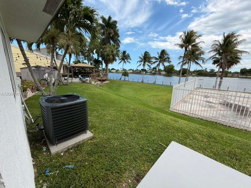 LAKES BY THE BAY SEC 2 - Residential