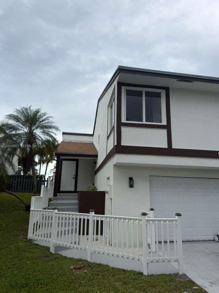 LAKES BY THE BAY SEC 2 - Residential