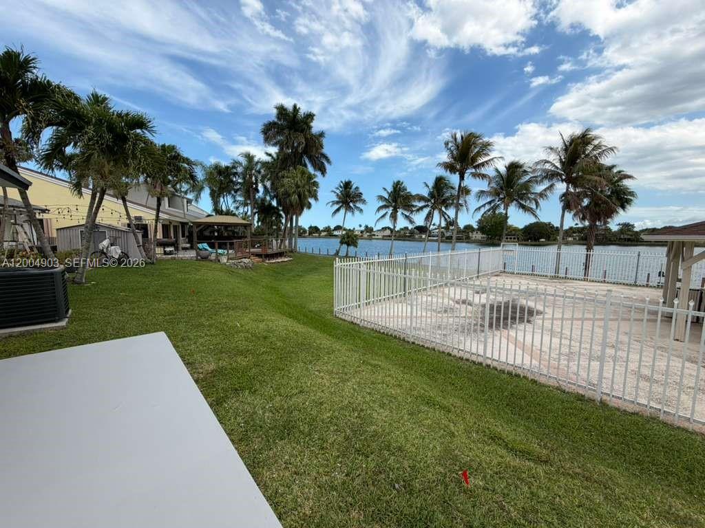 LAKES BY THE BAY SEC 2 - Residential