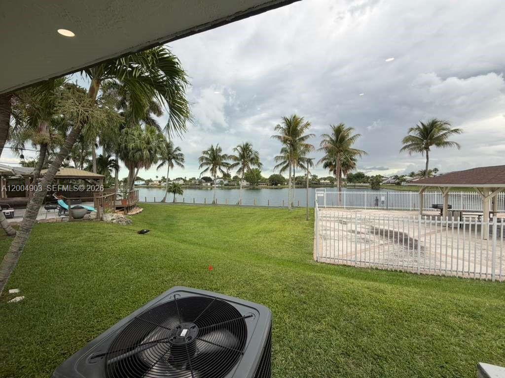 LAKES BY THE BAY SEC 2 - Residential