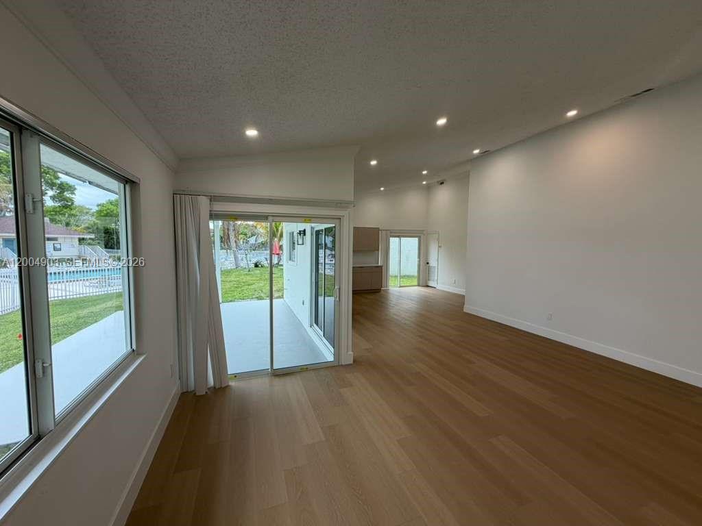 LAKES BY THE BAY SEC 2 - Residential