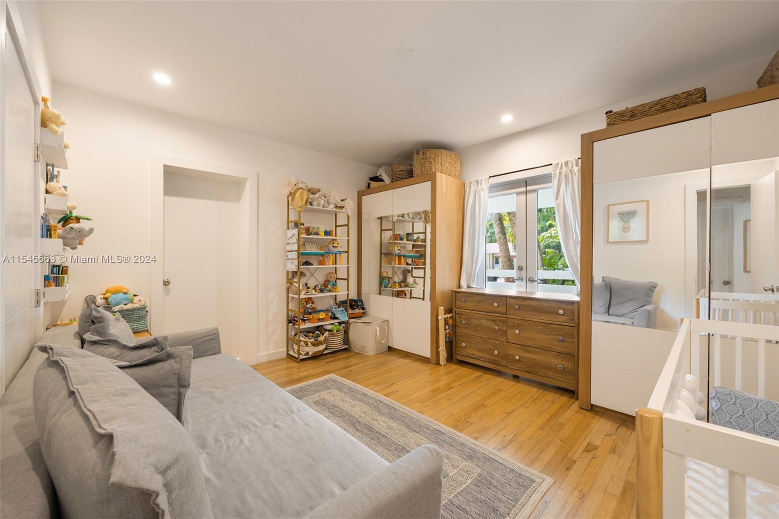 WOODRIDGE SUB - Residential