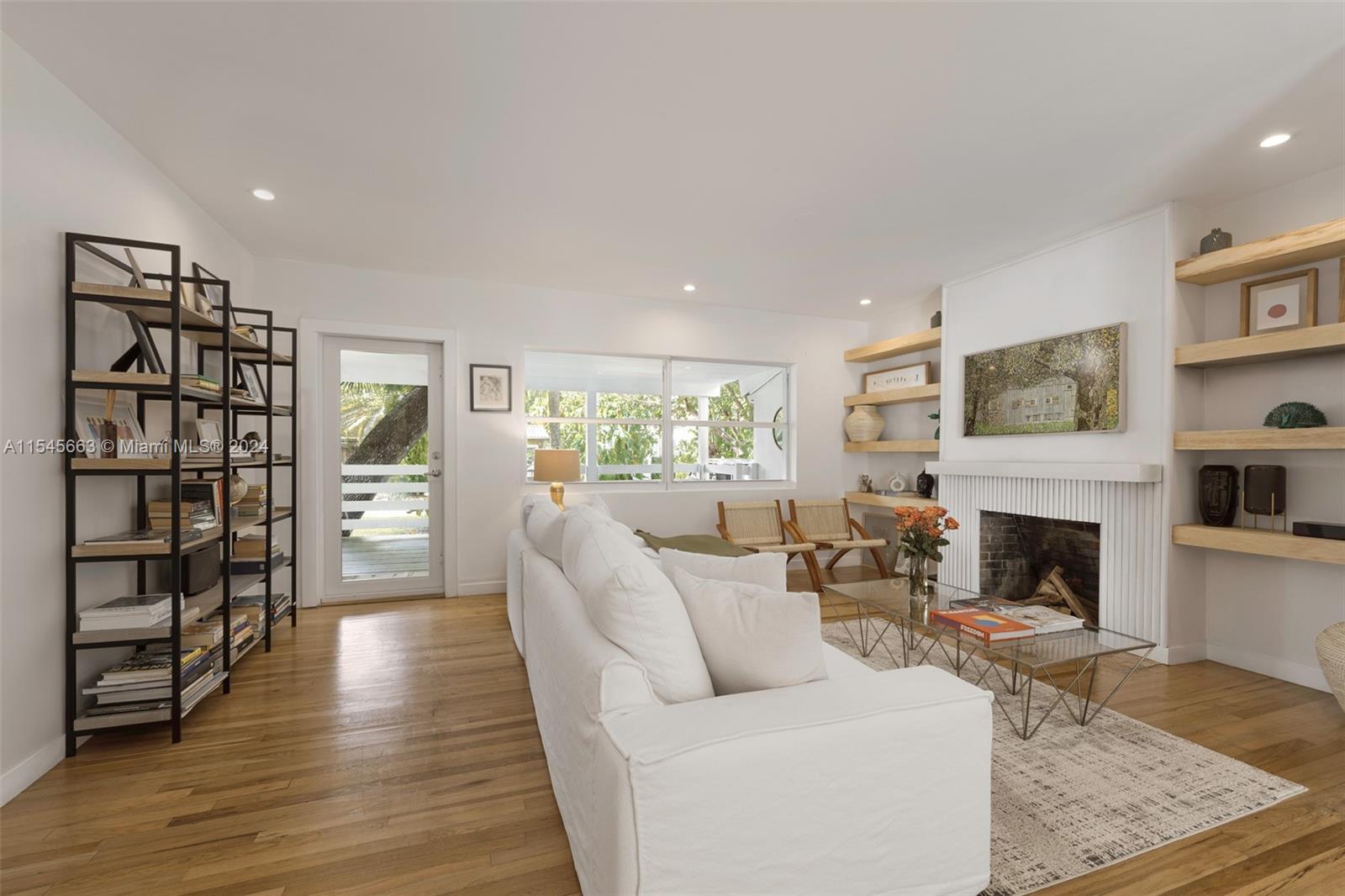 WOODRIDGE SUB - Residential