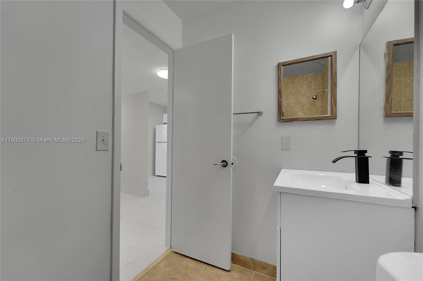 BELLA GRAND CONDO - Residential Lease